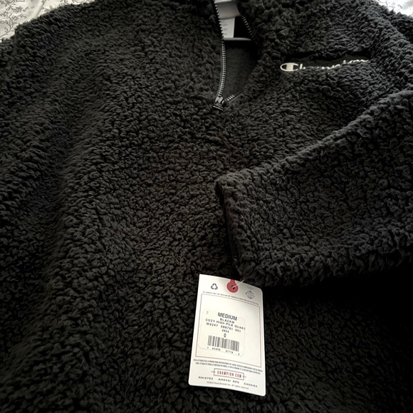 Champion 1/4 Zip Pullover - Picture 3 of 4